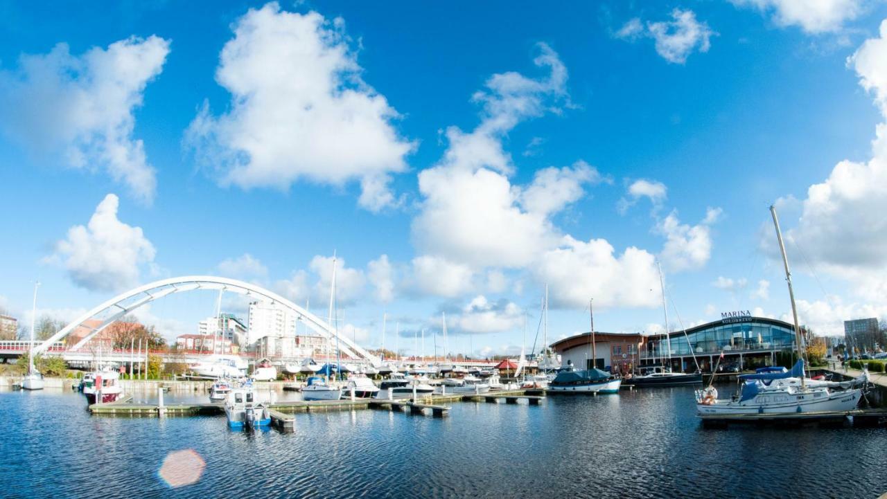 Sea-House Apartment โควอบเซก ภายนอก รูปภาพ